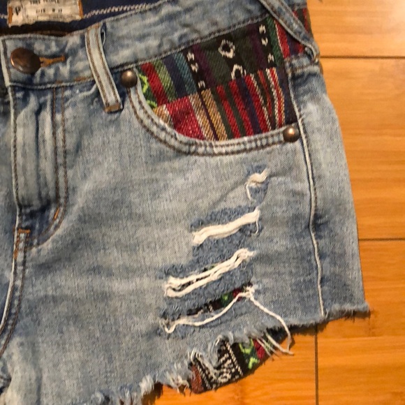 Free People Aztec Pocket Shorts - Picture 3 of 4
